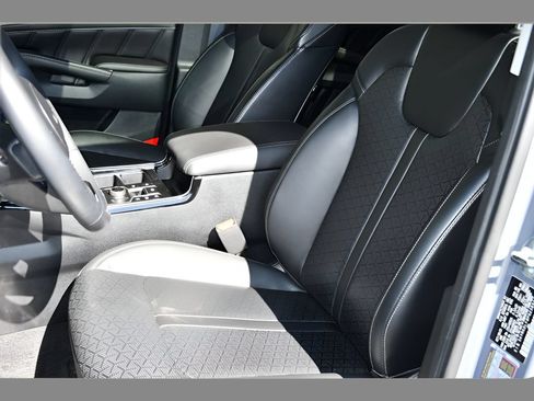 Used 2023 Kia Sorento SX AWD/4WD image 13