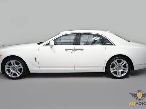 Used 2016 Rolls-Royce Ghost image 5