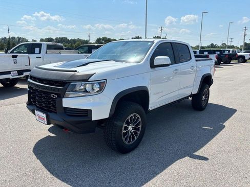 Used 2022 Chevrolet Colorado ZR2 image 8