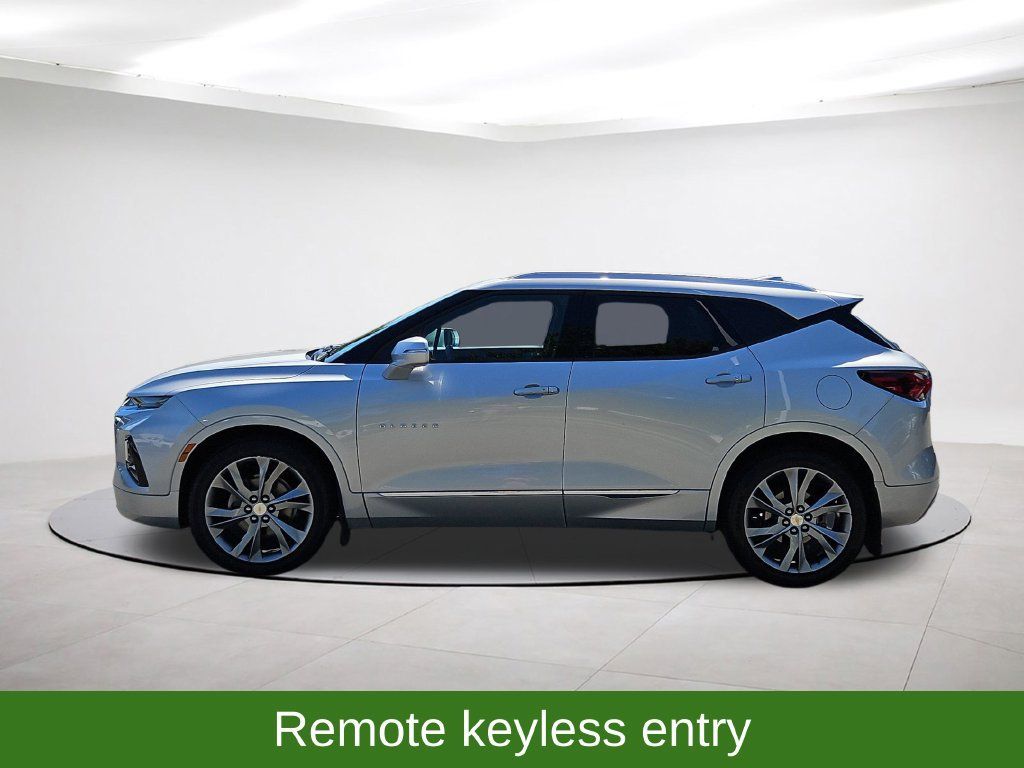 Used 2019 Chevrolet Blazer Premier w/ Sun and Wheels Package AWD/4WD image 4