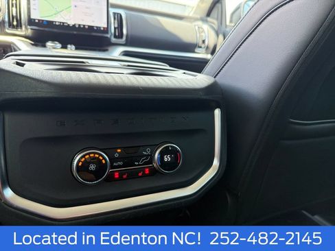 Certified 2026 Ford Expedition Max Platinum w/ Driver's Package AWD/4WD image 23
