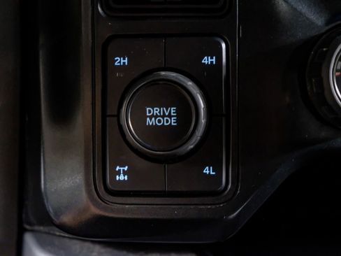Used 2024 Ford F250 XLT w/ FX4 Off-Road Package AWD/4WD image 25