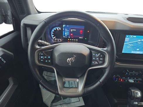 Used 2022 Ford Bronco Black Diamond image 14