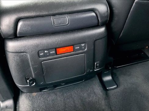 Used 2020 Nissan Armada SL w/ Premium Package image 35