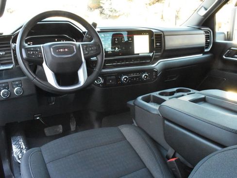 Certified 2025 GMC Sierra 3500 SLE w/ SLE Convenience Package image 25