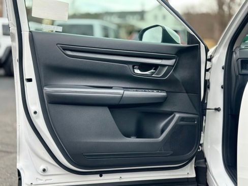 Used 2024 Honda CR-V EX image 10