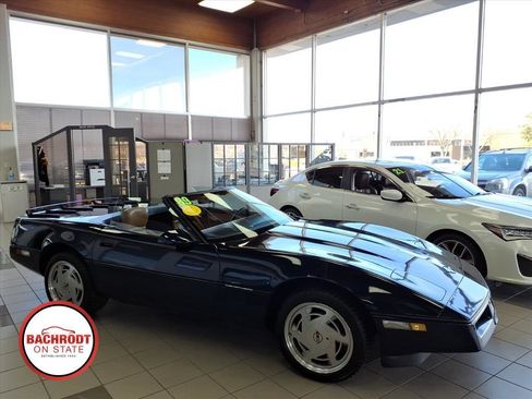 Used 1989 Chevrolet Corvette Convertible RWD image 7