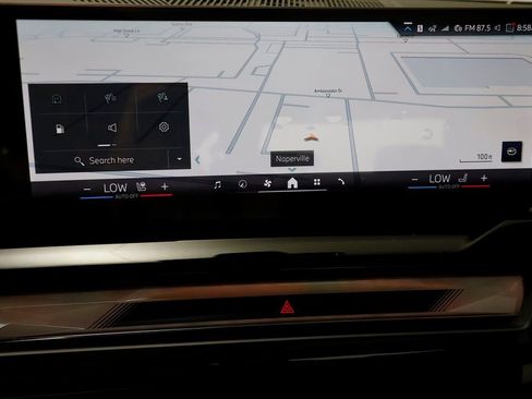 New 2026 BMW 550e xDrive w/ Premium Package image 10