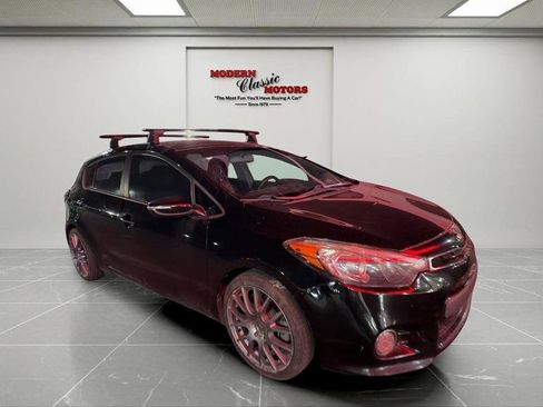 Used 2016 Kia Forte SX image 1