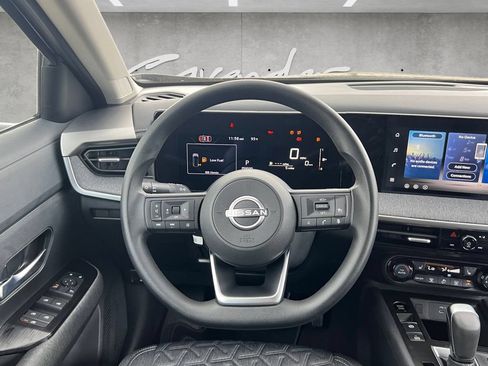 New 2026 Nissan Kicks SV AWD/4WD image 22
