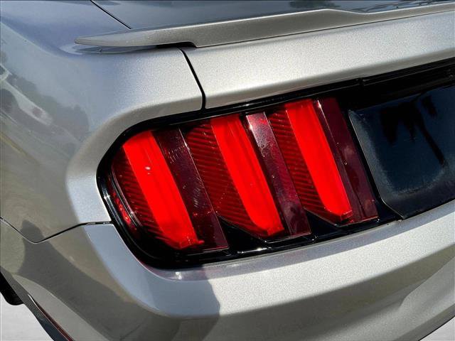 Used 2016 Ford Mustang GT Premium w/ Equipment Group 401A RWD image 28