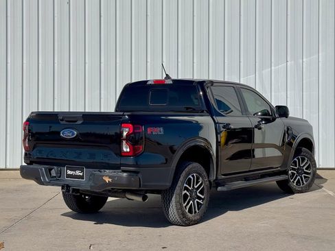 Used 2024 Ford Ranger Lariat w/ FX4 Off-Road Package image 5