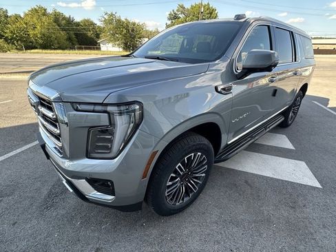 New 2026 GMC Yukon XL Elevation w/ LPO, Floor Liner Package image 11