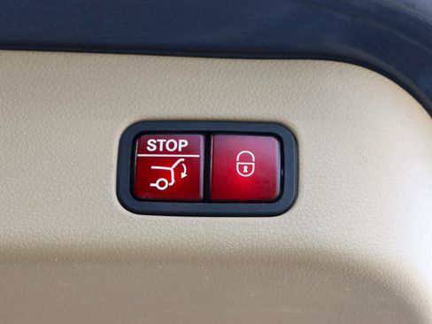 Used 2015 Mercedes-Benz ML 350 2WD w/ Premium 1 Package image 25