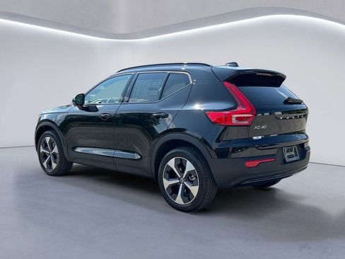 New 2026 Volvo XC40 B5 Plus w/ Protection Package Premier image 5