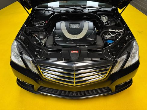 Used 2010 Mercedes-Benz E 550 Sedan image 52