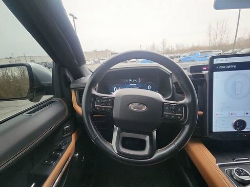 Used 2023 Ford Expedition Max Platinum image 12