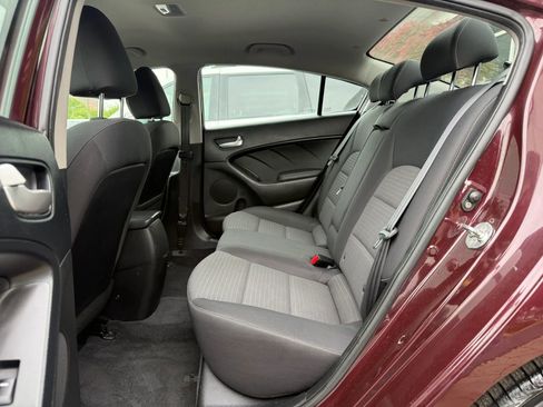 Used 2018 Kia Forte LX w/ LX Popular Package FWD image 24