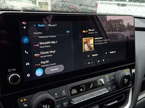 Used 2025 Toyota Grand Highlander AWD Hybrid image 18