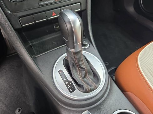 Used 2017 Volkswagen Beetle 1.8T Classic image 26