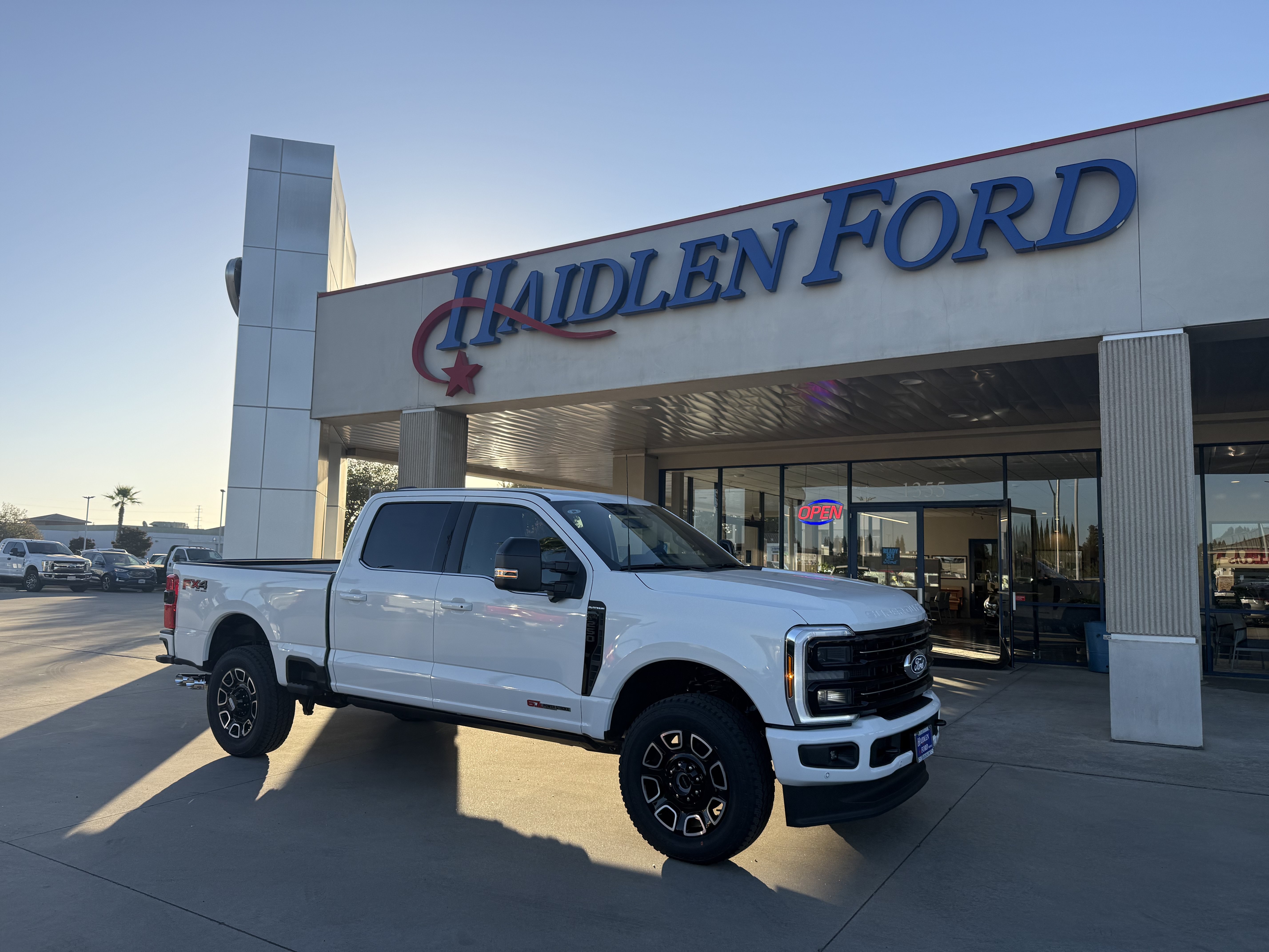 New 2027 Ford F250 Platinum AWD/4WD image 1