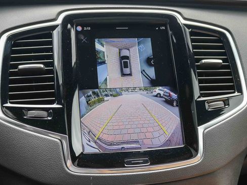 Used 2024 Volvo XC90 T8 Ultimate AWD/4WD image 29