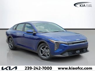 New 2026 Kia K4 FWD video 1