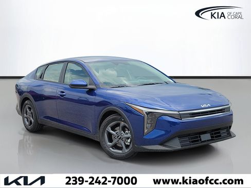 New 2026 Kia K4 FWD image 1