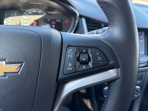 Used 2020 Chevrolet Trax LT w/ Driver Confidence Package image 16