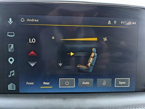 Used 2024 Chevrolet Tahoe Z71 w/ Luxury Package image 34