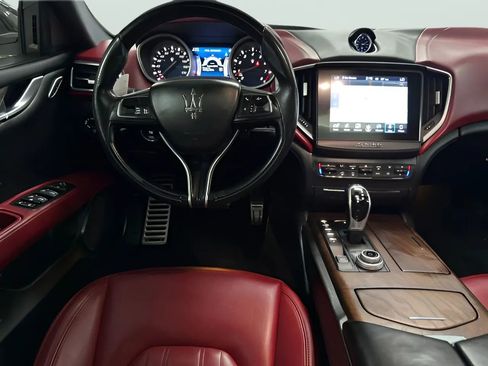 Used 2017 Maserati Ghibli S Q4 AWD/4WD image 23