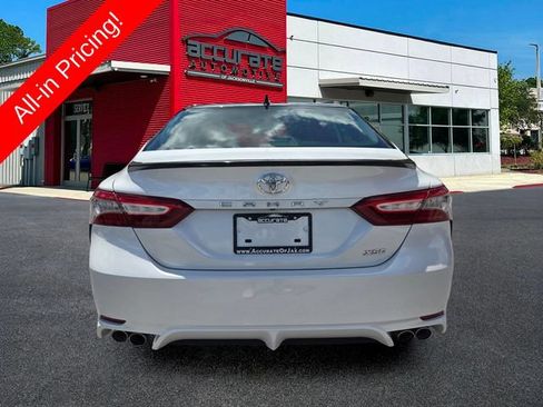 Used 2019 Toyota Camry XSE FWD image 4