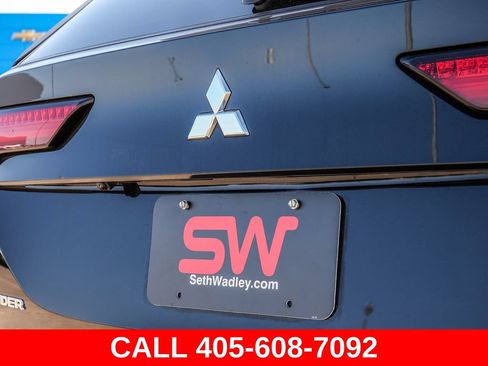 Used 2024 Mitsubishi Outlander SE FWD image 11