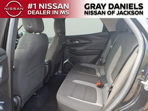 Used 2023 Chevrolet TrailBlazer LS image 25