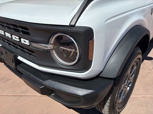 Used 2025 Ford Bronco Big Bend image 3