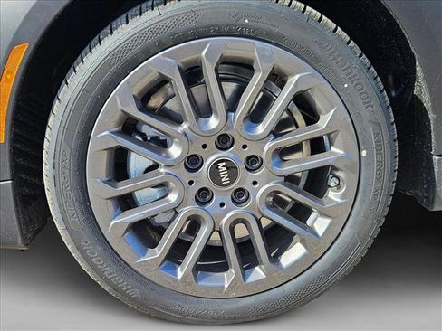 New 2026 MINI Cooper 2-Door Hardtop image 16