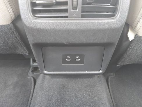 Used 2025 Nissan Rogue SV FWD image 26