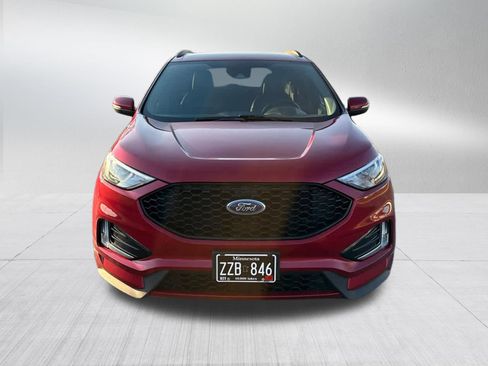 Used 2020 Ford Edge ST-Line w/ Cold Weather Package image 3