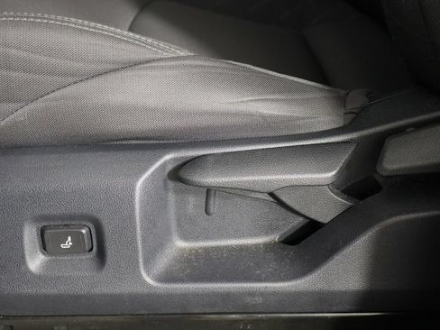 Used 2025 Toyota Tacoma SR5 RWD image 16