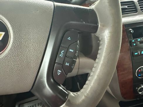 Used 2011 Chevrolet Silverado 2500 LTZ w/ Snow Plow Prep Package AWD/4WD image 37
