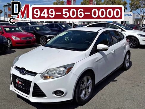 Used 2013 Ford Focus SE FWD image 1