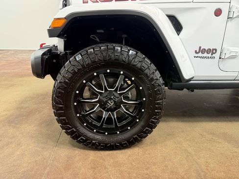 Used 2022 Jeep Wrangler Unlimited Rubicon w/ Cold Weather Group AWD/4WD image 89