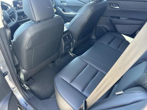 New 2026 Nissan Rogue SV AWD/4WD image 19