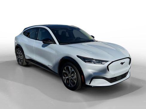 Certified 2023 Ford Mustang Mach-E Premium RWD image 7
