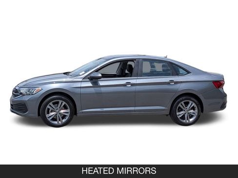 Used 2023 Volkswagen Jetta SE FWD image 5