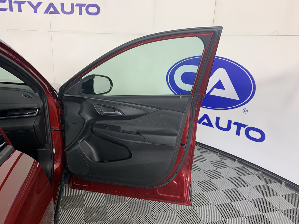 Used 2024 Buick Envista Sport Touring w/ Convenience I Package FWD image 38