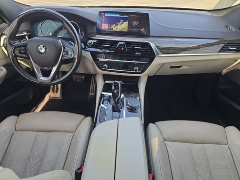 Used 2018 BMW 640i Gran Turismo xDrive 640 Gran Turismo i xDrive image 9