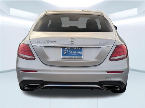Used 2020 Mercedes-Benz E 350 4MATIC Sedan image 4