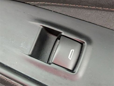 Certified 2023 Chevrolet Traverse High Country w/ LPO, Floor Liner Package image 37