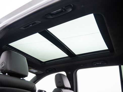 Certified 2024 Cadillac XT6 Premium Luxury w/ Platinum Package image 12